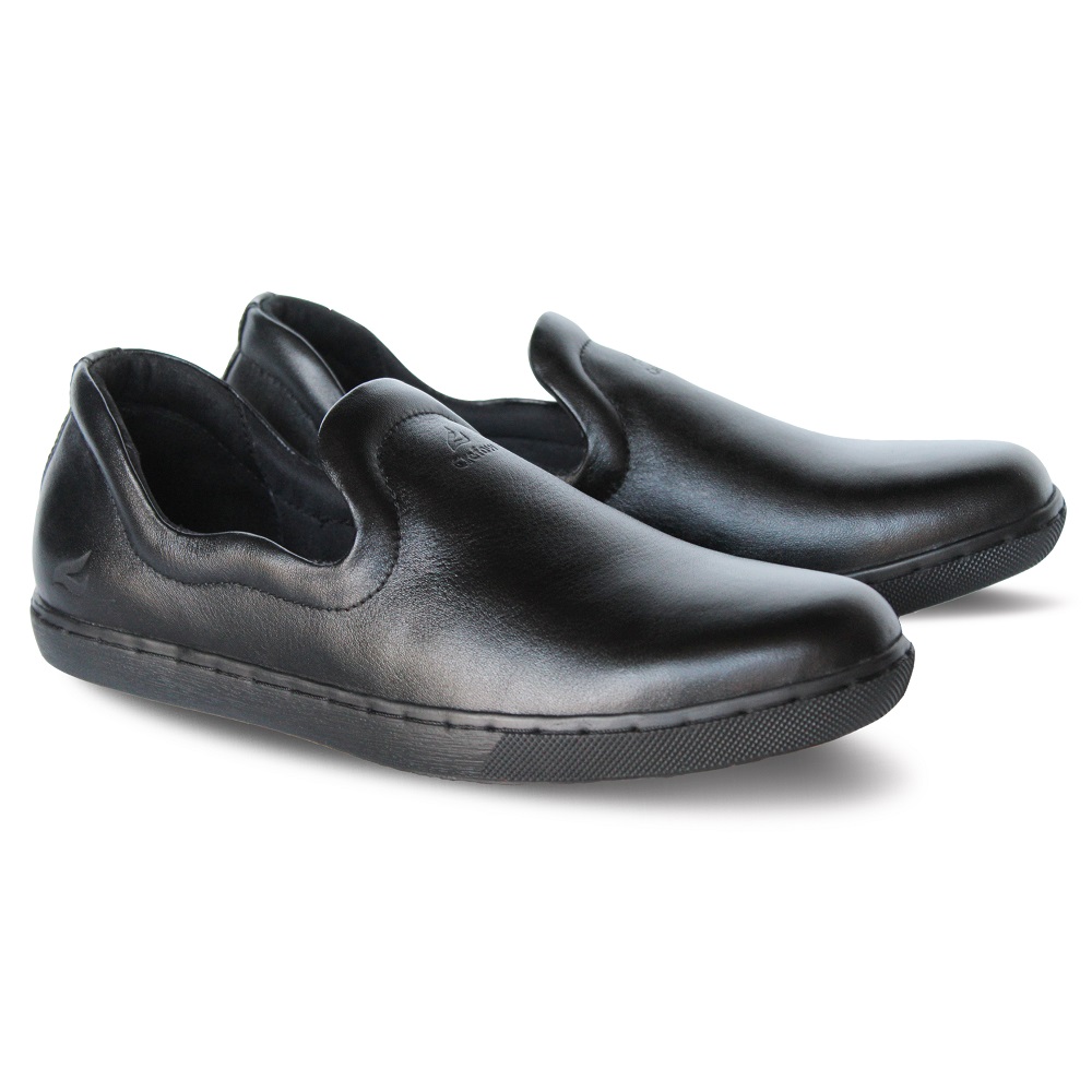 leon slip on 1