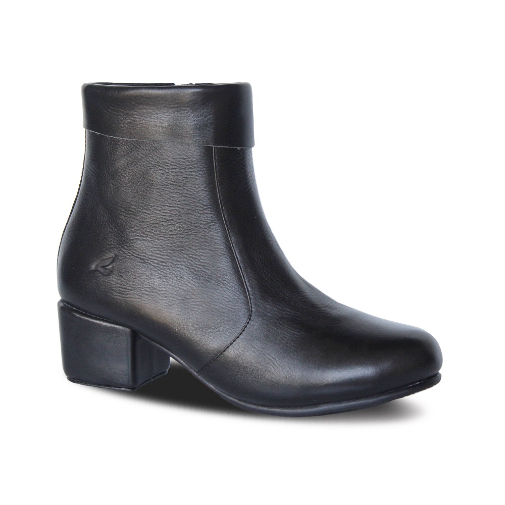 Carla Black Women Leather Boots