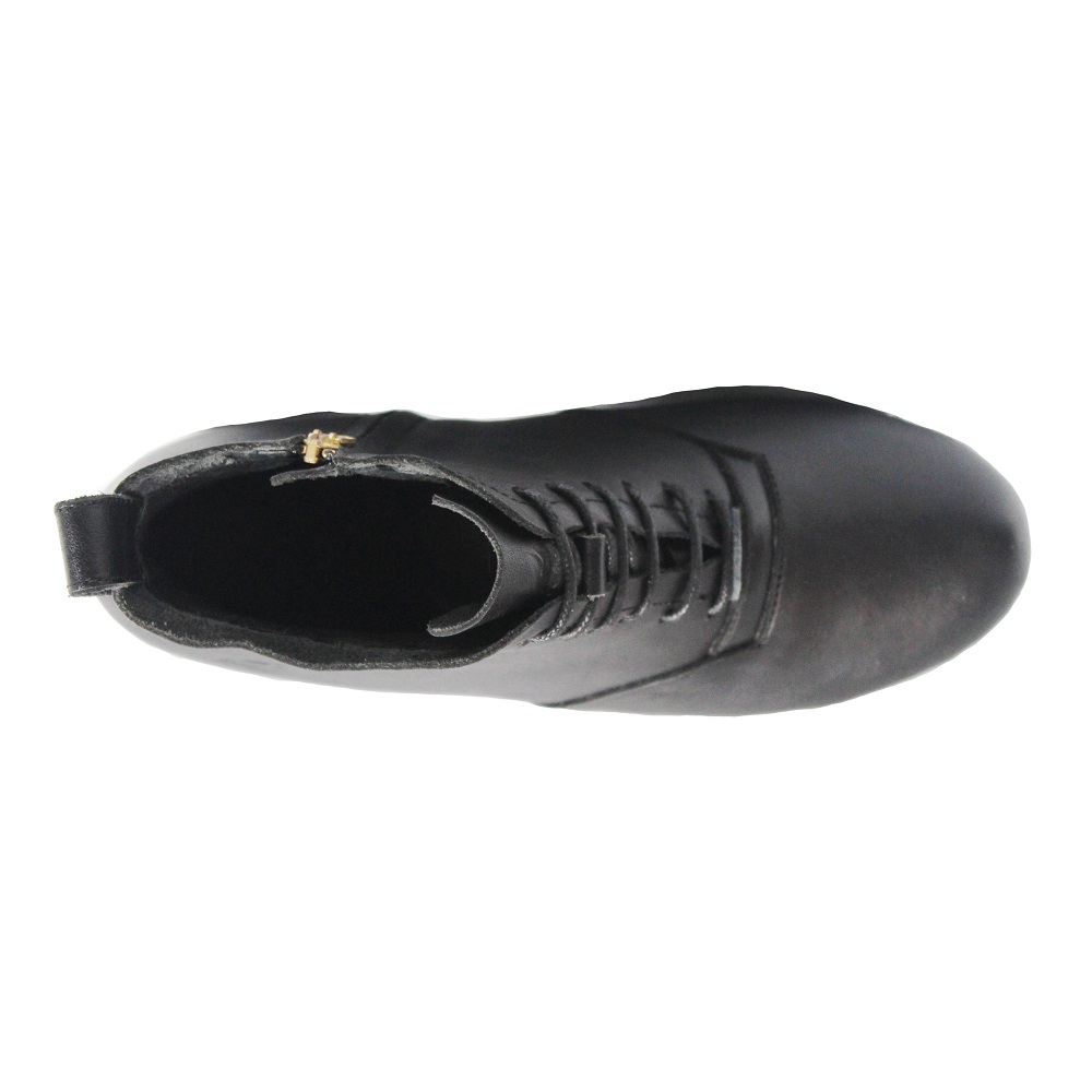 Calta Black Women Leather Boots