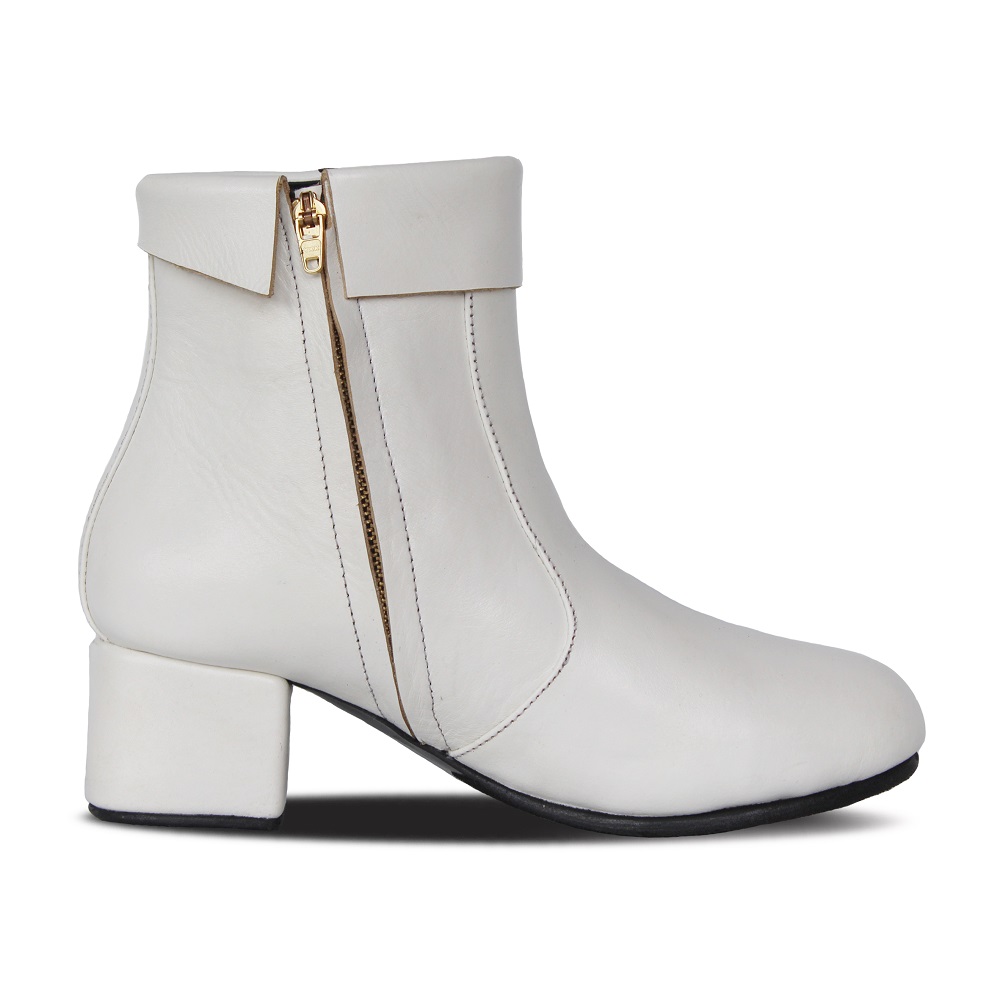 Carla White Women Leather Boots