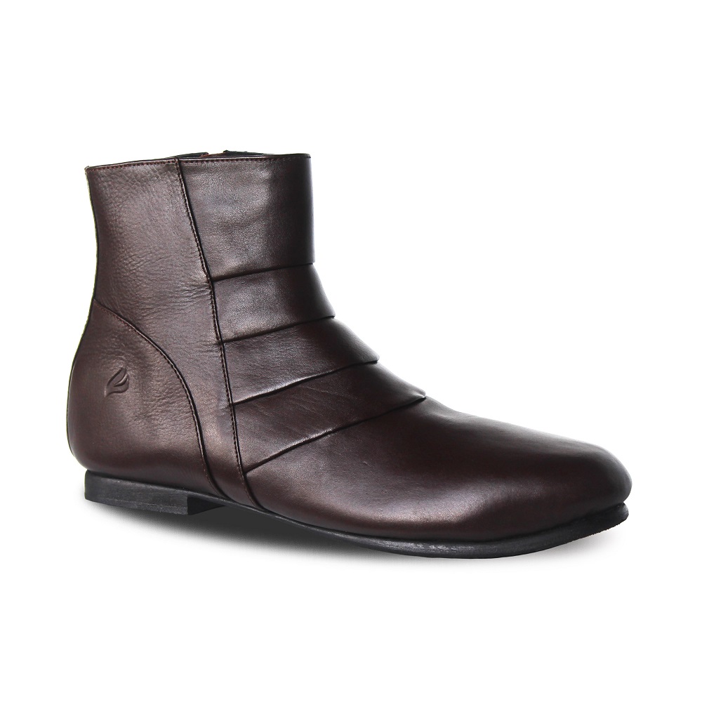Clarisa Brown Women Leather Boots