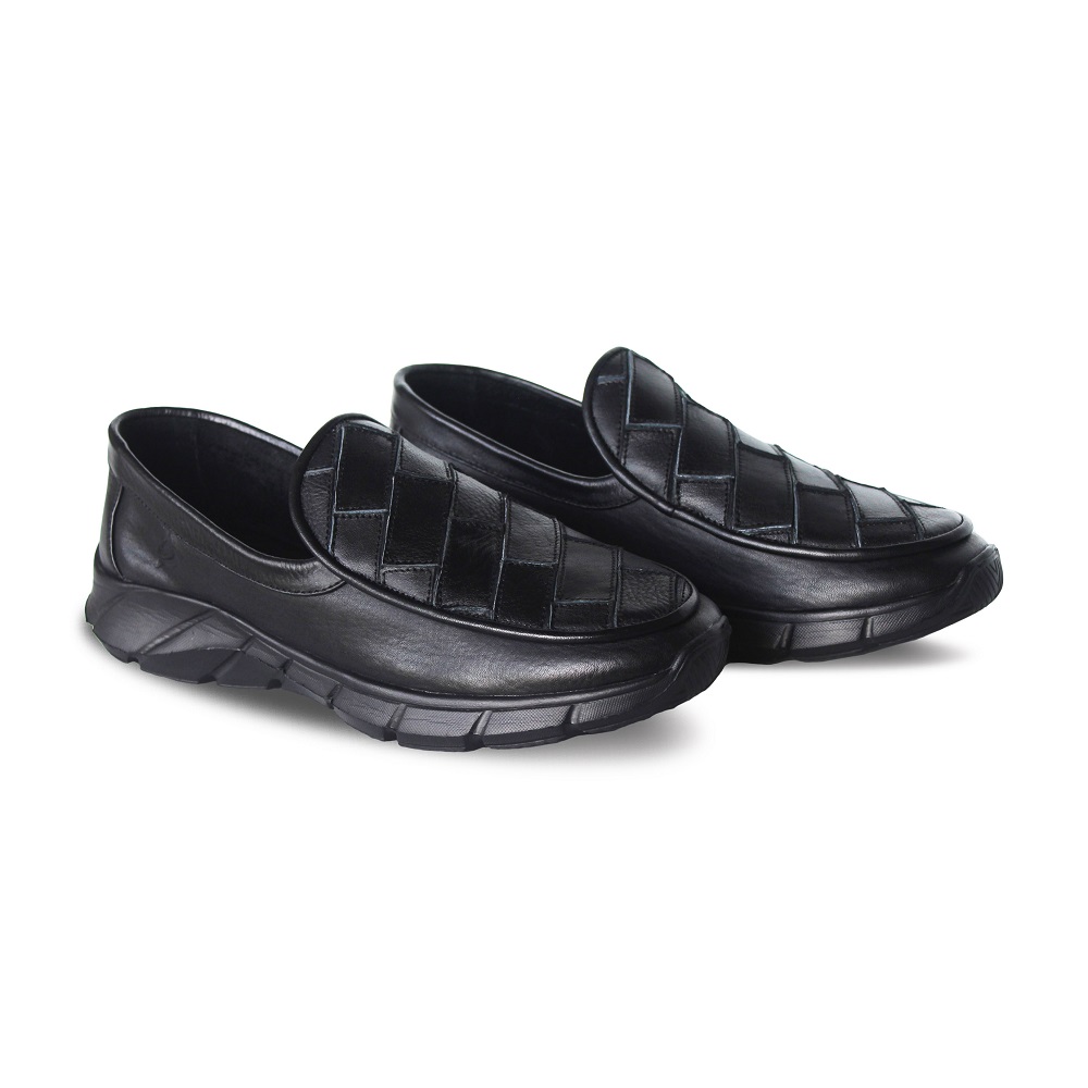 Arvano Black Leather Slip On